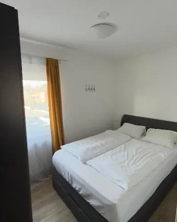 Alden Hotel *